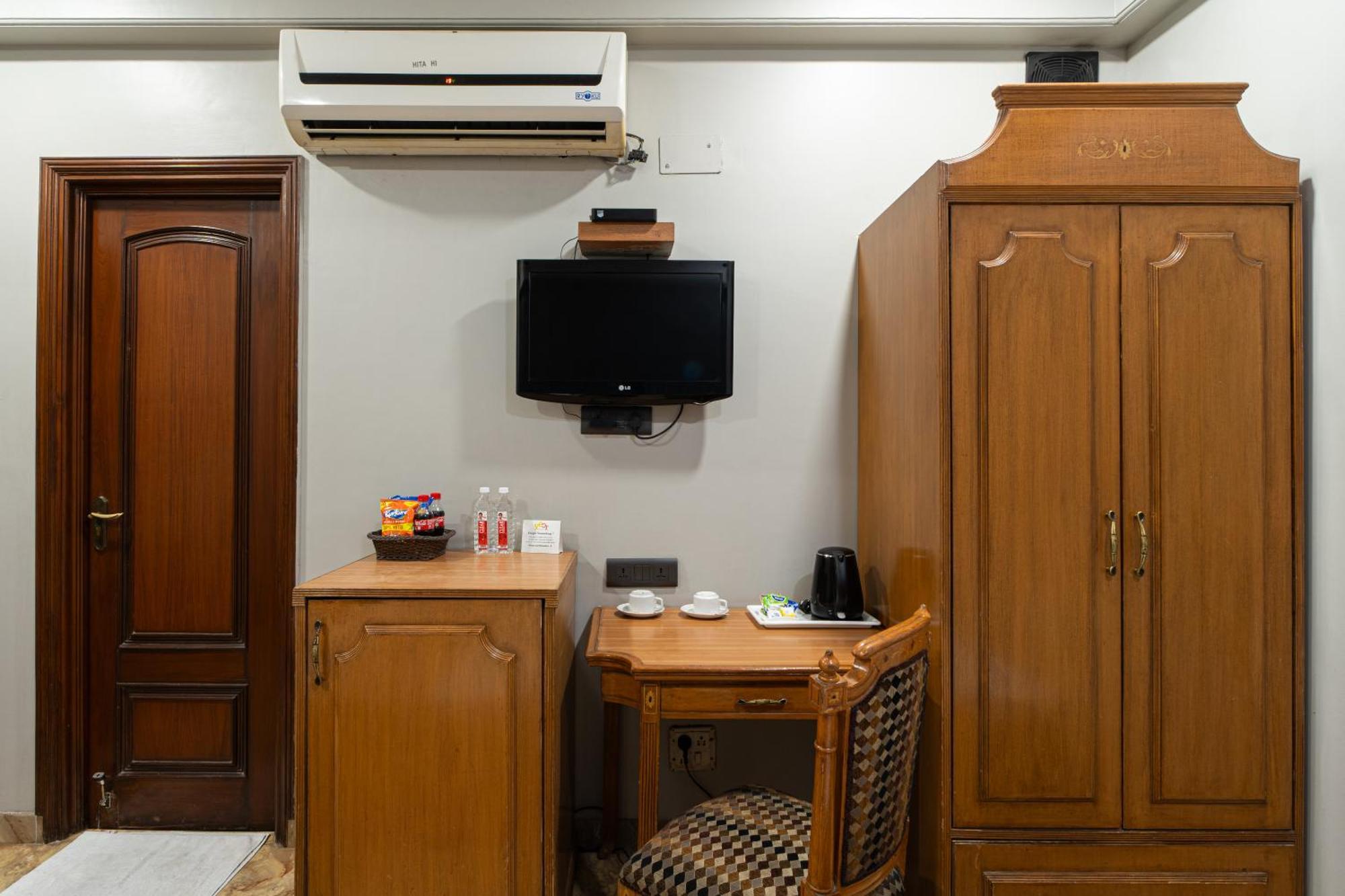 Hotel Sunstar Grand Delhi Zewnętrze zdjęcie