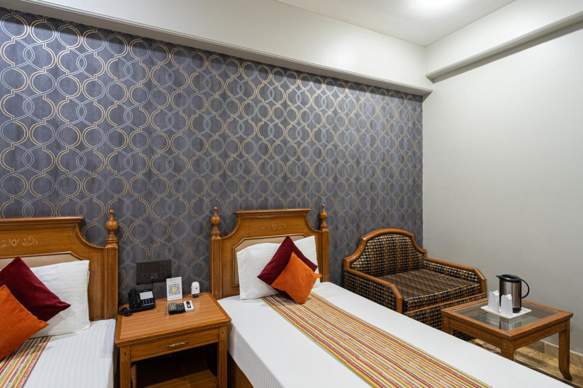 Hotel Sunstar Grand Delhi Zewnętrze zdjęcie