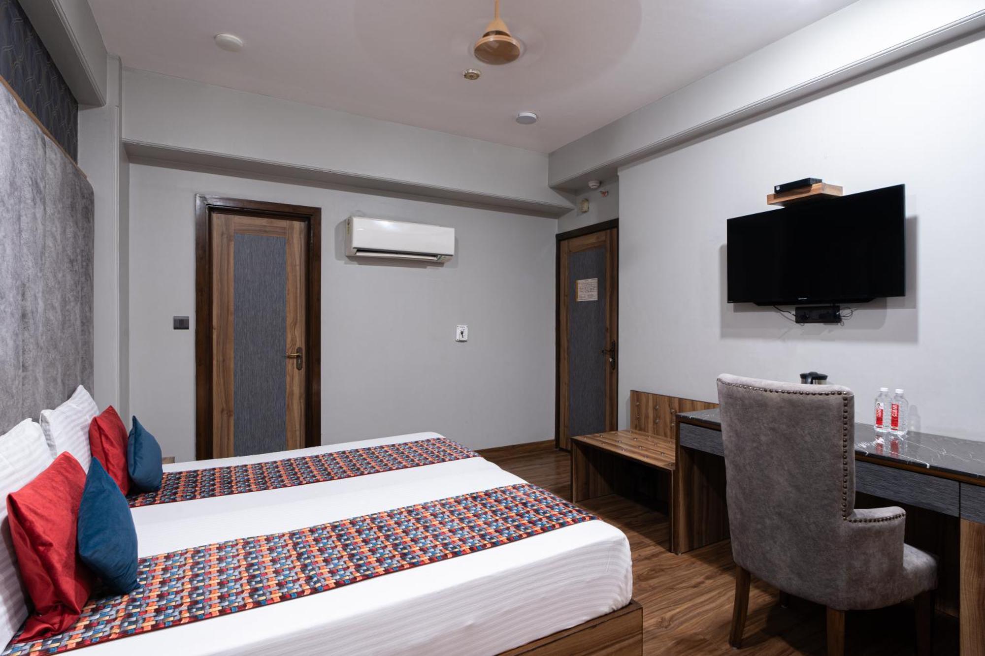 Hotel Sunstar Grand Delhi Zewnętrze zdjęcie