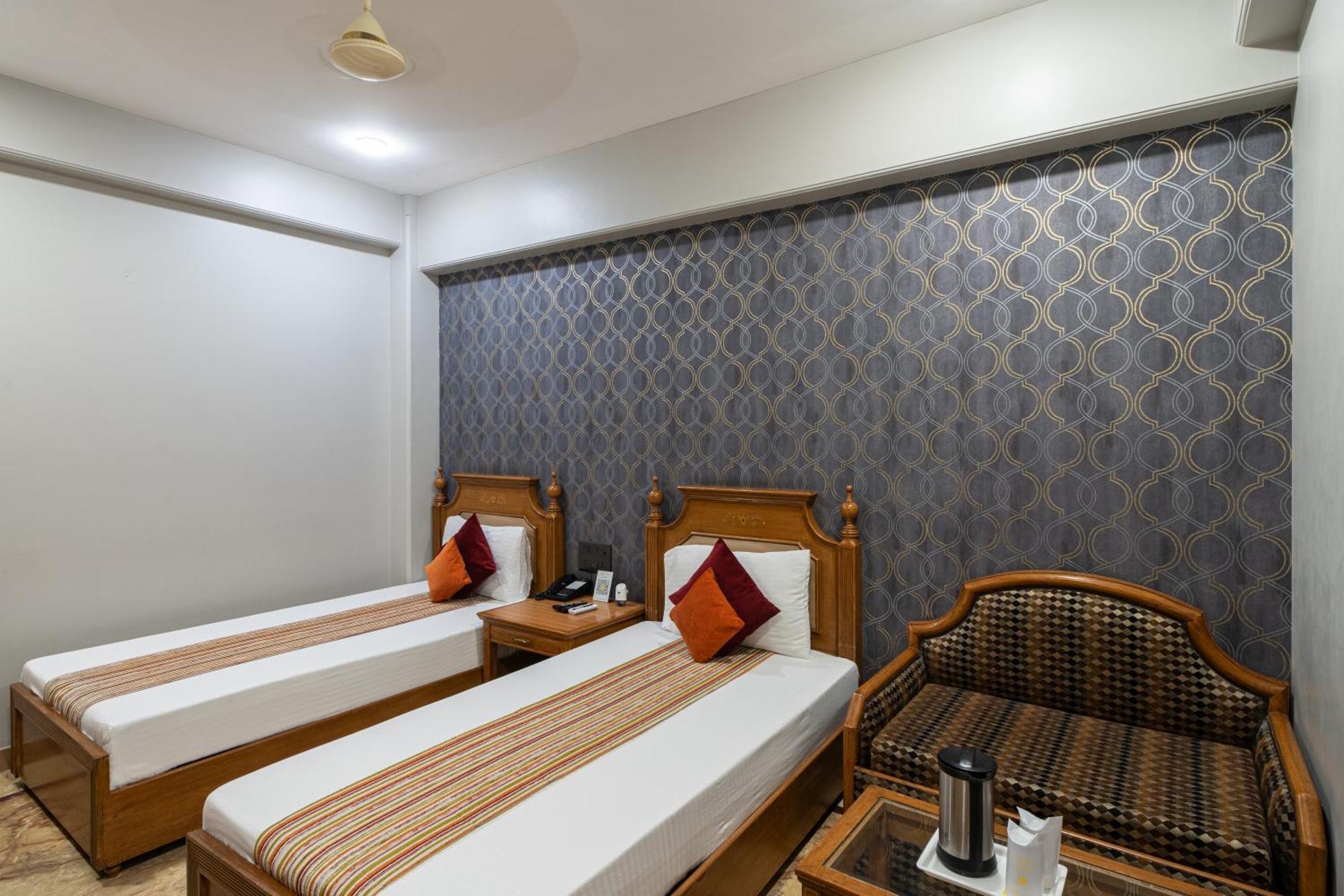 Hotel Sunstar Grand Delhi Zewnętrze zdjęcie