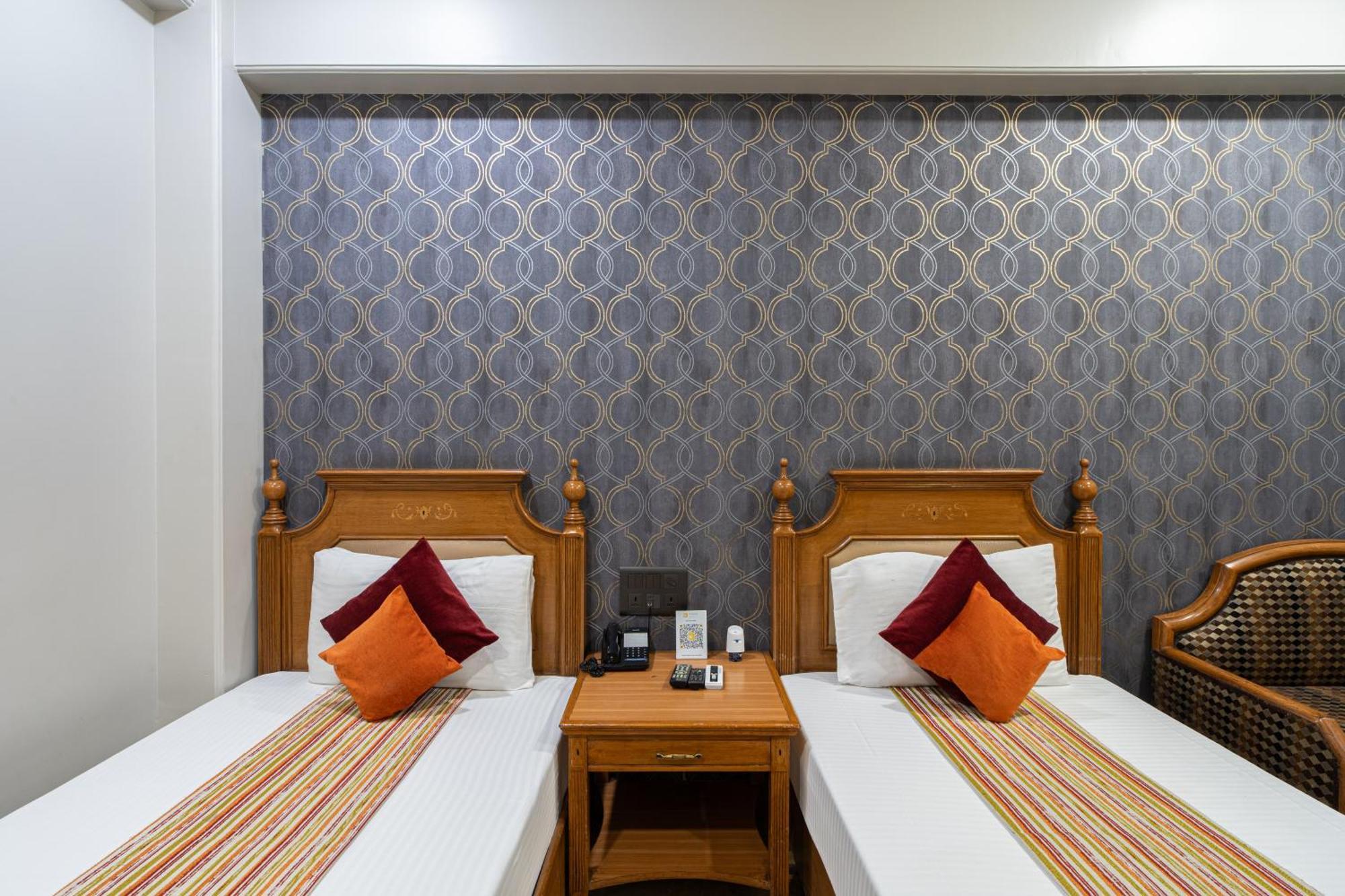 Hotel Sunstar Grand Delhi Zewnętrze zdjęcie