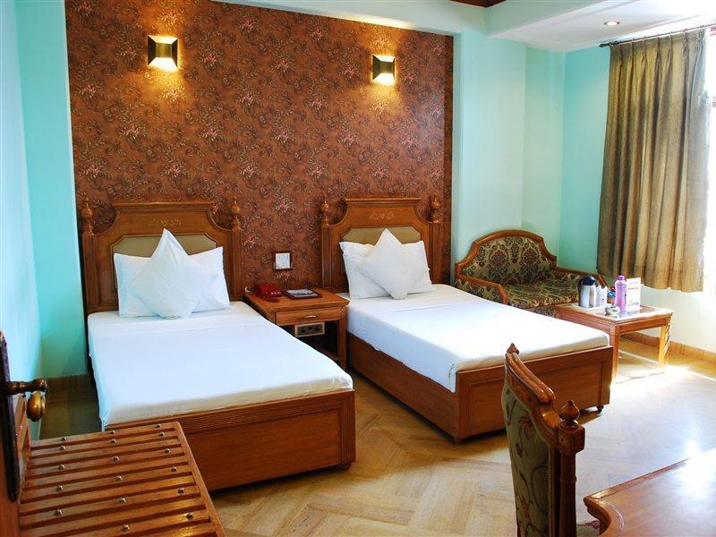 Hotel Sunstar Grand Delhi Zewnętrze zdjęcie